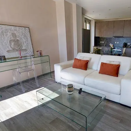 Plein Sud - Le Faure Apartment *